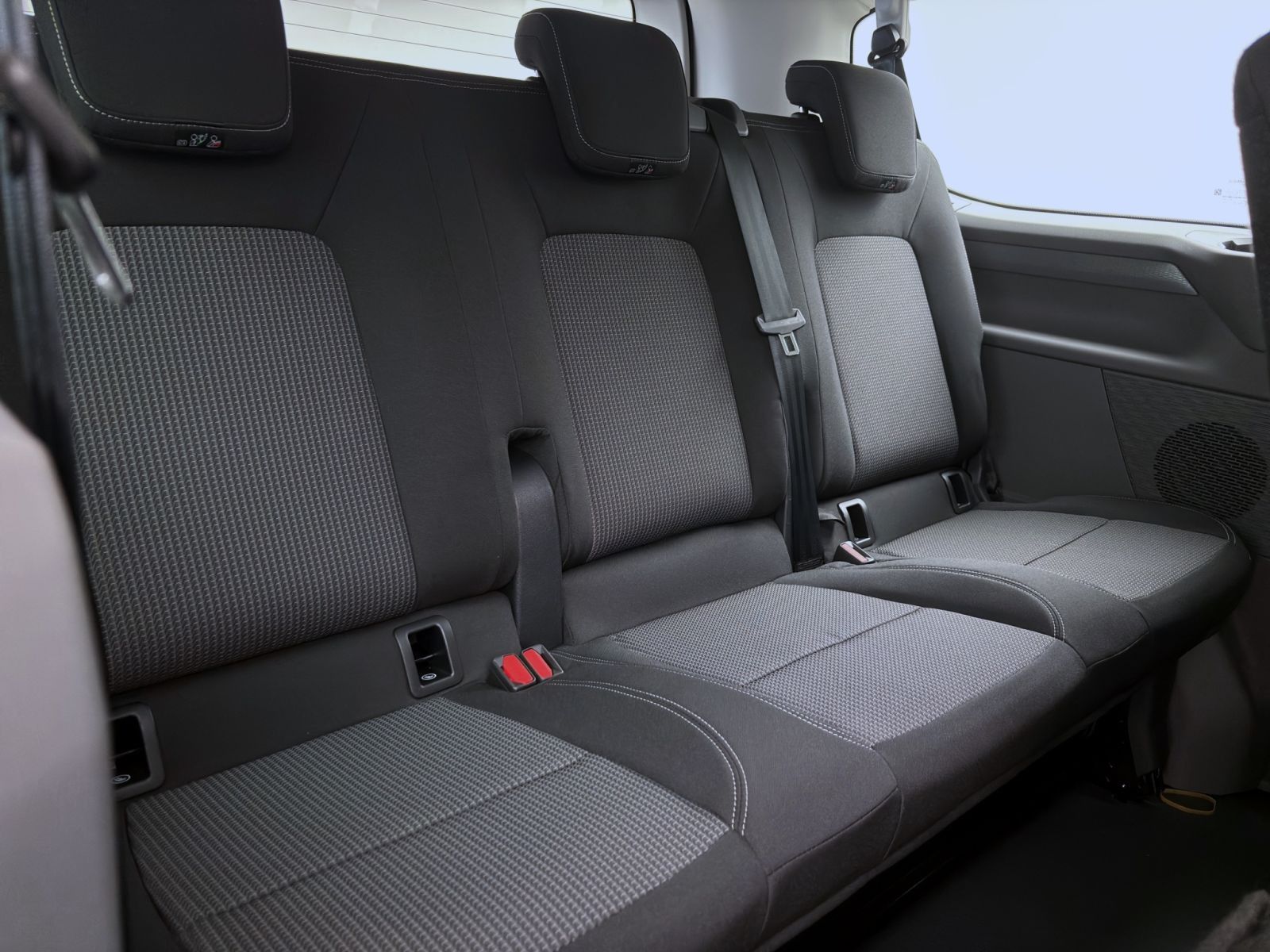 Volkswagen T7 Caravelle - Bild 19