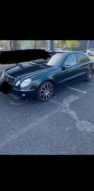 Mercedes-Benz E 200