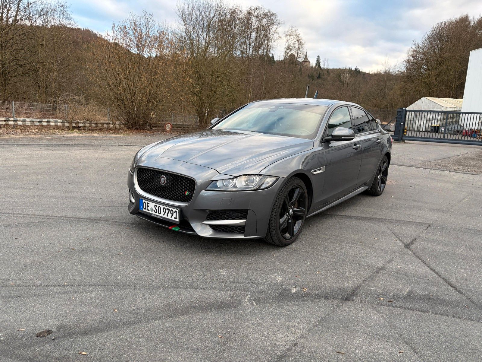 JAGUAR XF