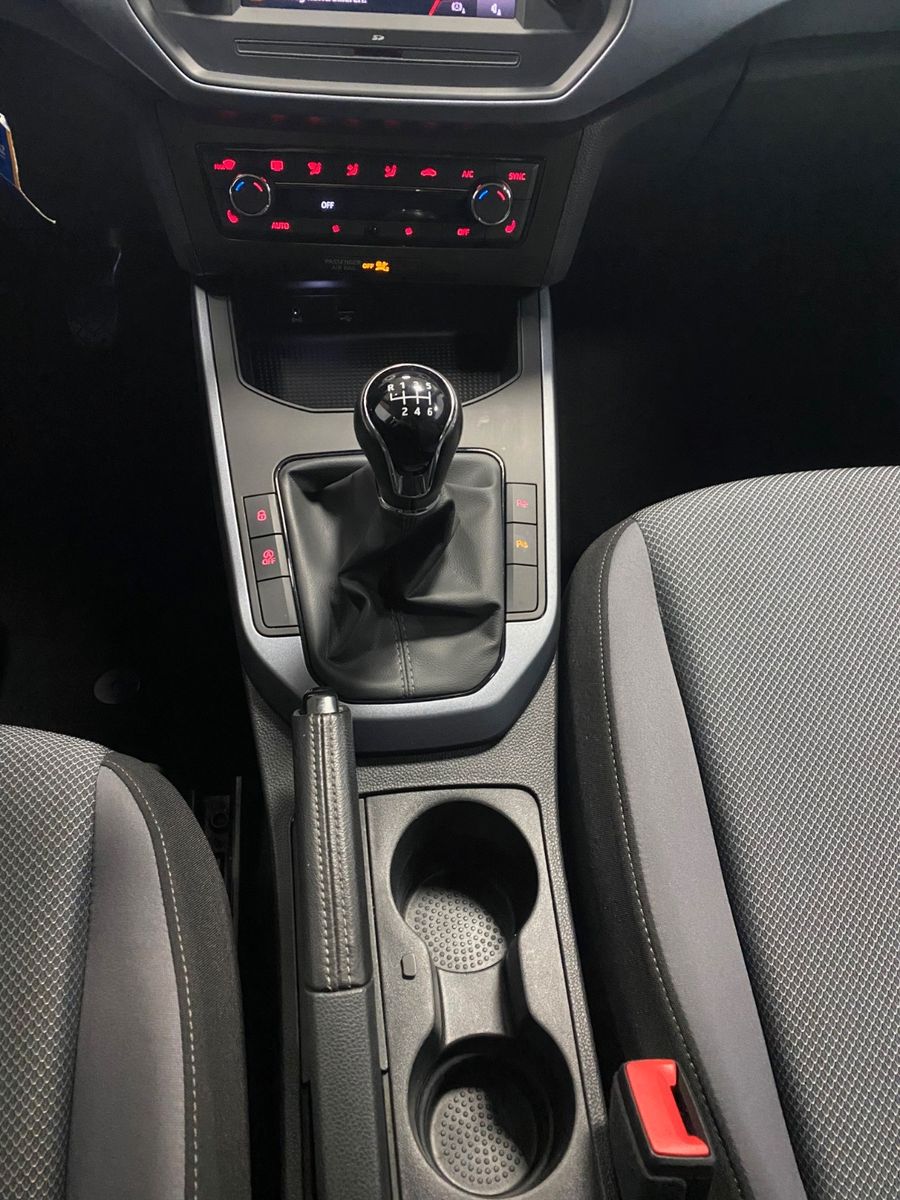 Fahrzeugabbildung SEAT Arona 1.0 TSI Style+EINPARKHILFE+TEMPOMAT+17"ALU