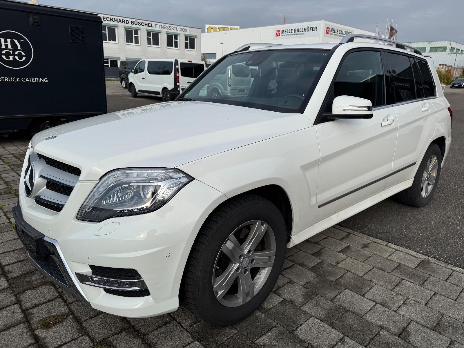 Mercedes-Benz GLK 200 CDI AMG SPORT-PAKET/Bi-XENON/NAVI/AHK/19