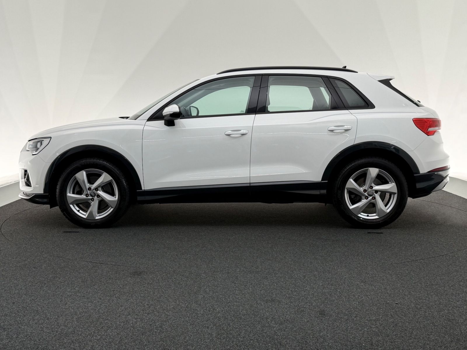 Audi Q3 40 TFSI qu. ADVANCED LED-PANO-AHK-DSP-TEMPO foto 4