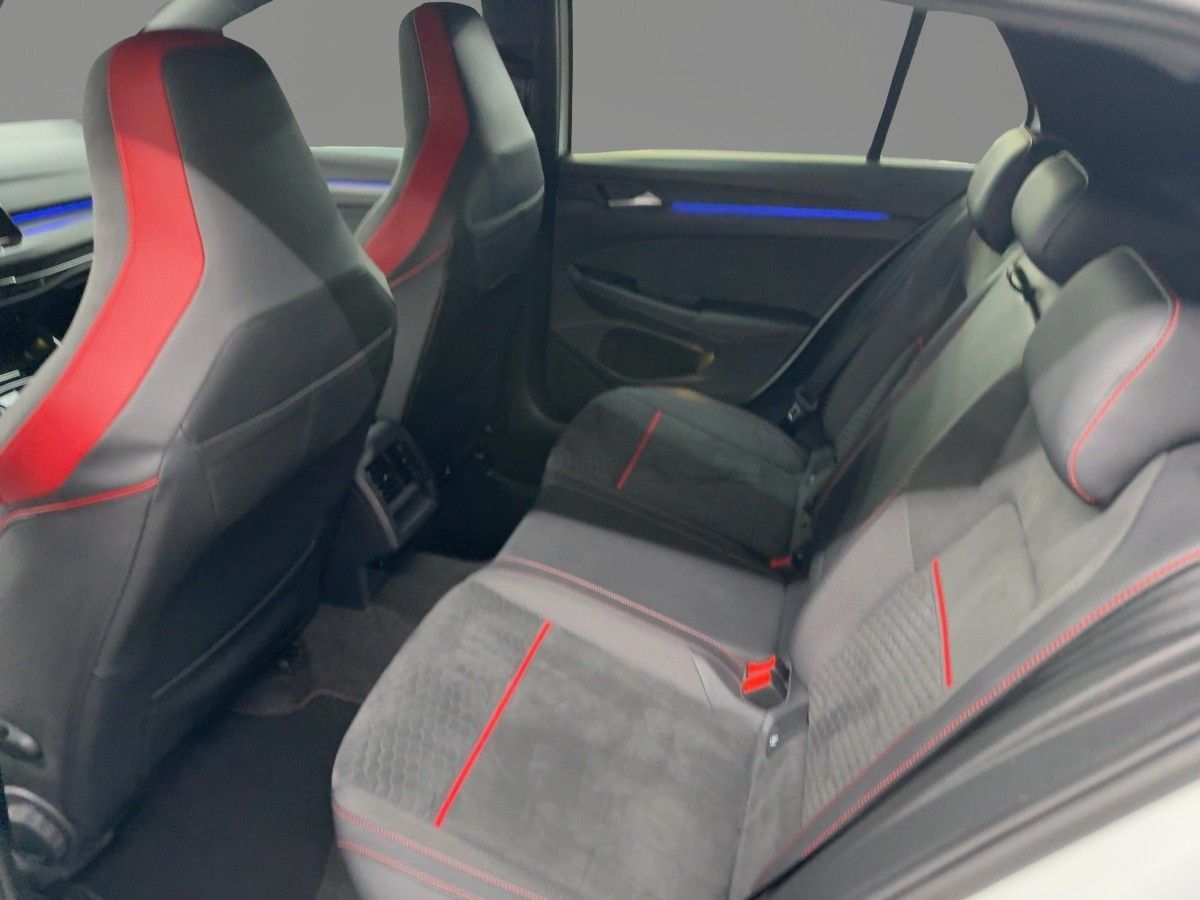 Volkswagen Golf - Bild 8