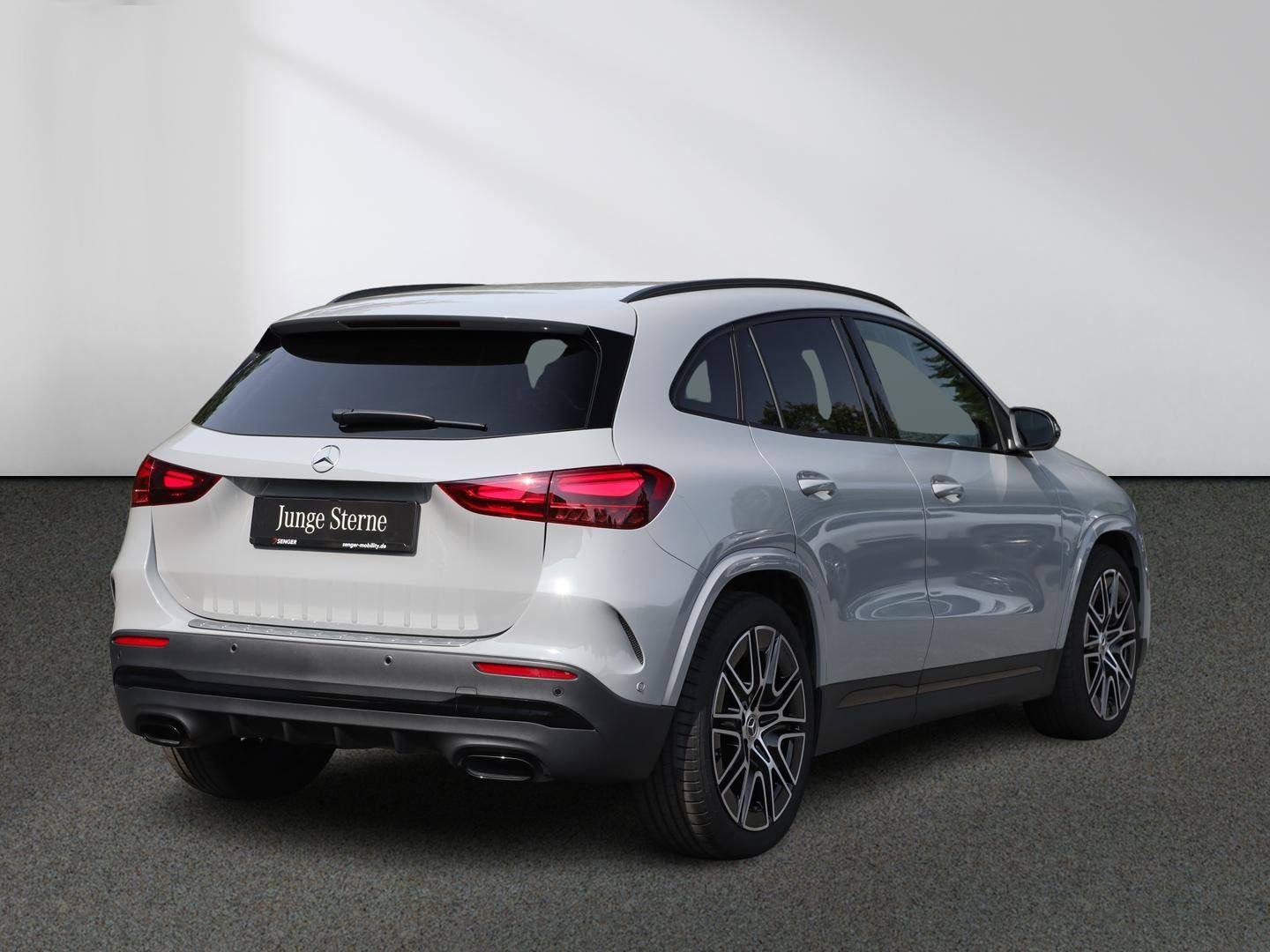 Mercedes-Benz GLA 200 AMG Special Edition Night 20 Ambiente foto 3