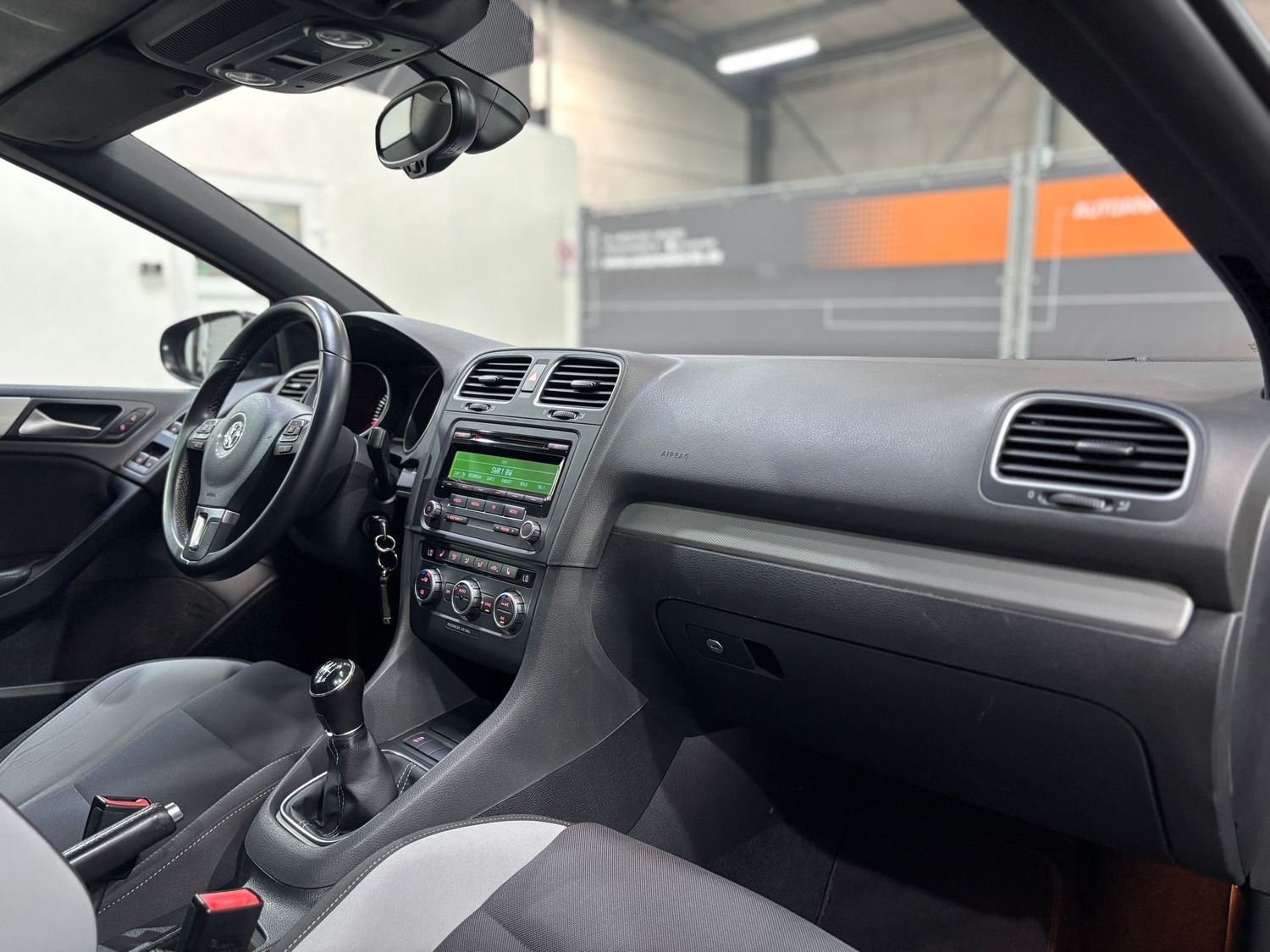 Fahrzeugabbildung Volkswagen Golf Cabrio 1.4TSI Life Klima#PDC#Tempomat