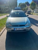 Ford Auto ford 1.6 Benzin - Ford Focus aus 2004: Kombi
