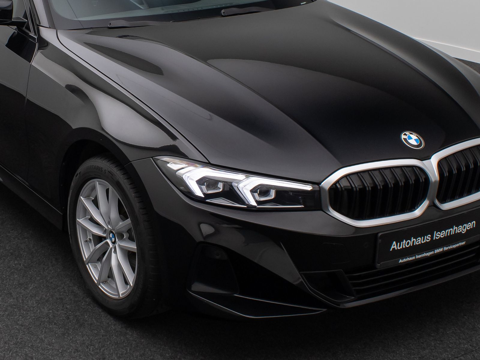 Fahrzeugabbildung BMW 318i GeschwindigReg DAB PDC Widscreen Cockpit+