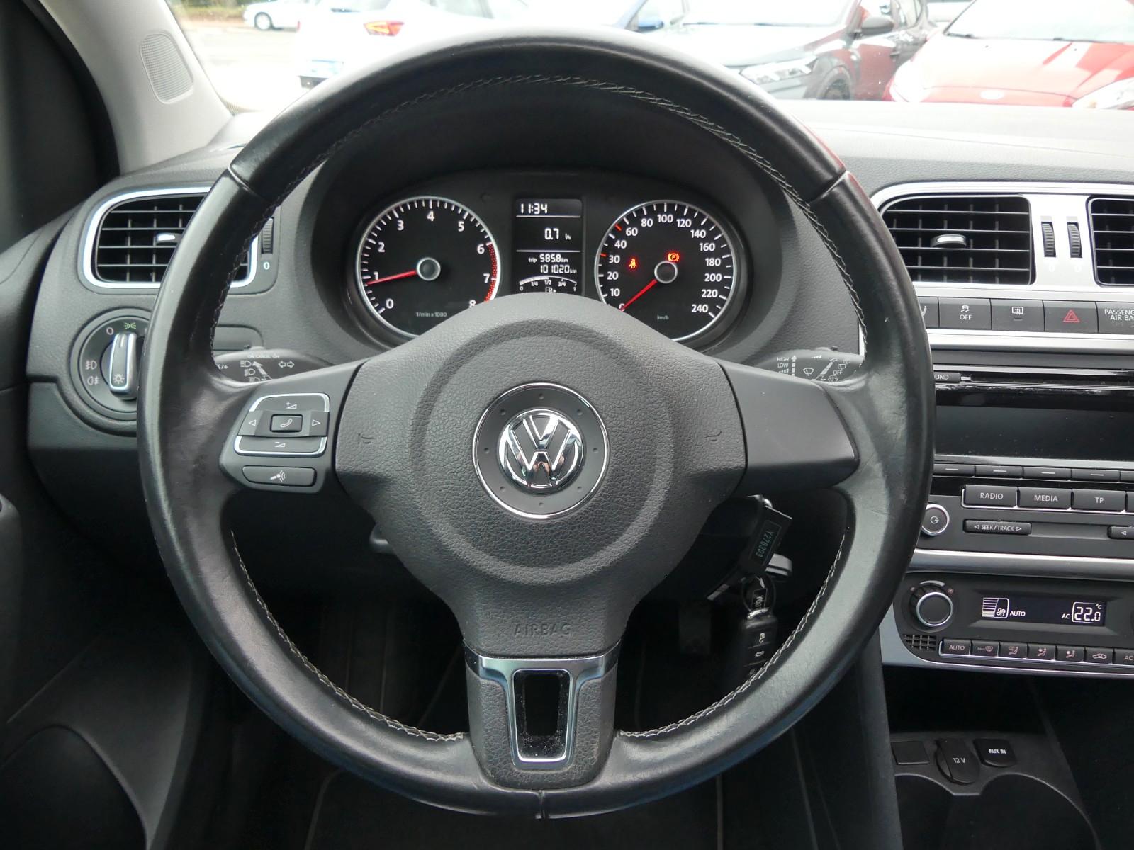 Volkswagen Polo V Life*Standhzg.*Sitzhzg.*Panorama*PDC
