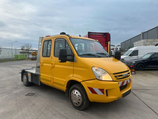 Iveco 50C18 DoKa 7-Sitzer AHK DRUCKLUFT