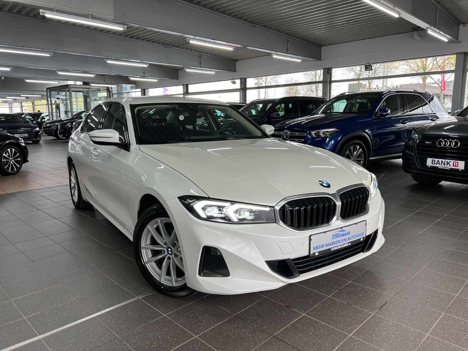 BMW 320d Limousine xDrive Driving Assistant+LED+DAB