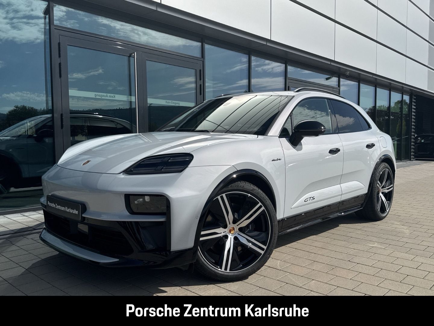 Porsche Macan - Bild 1