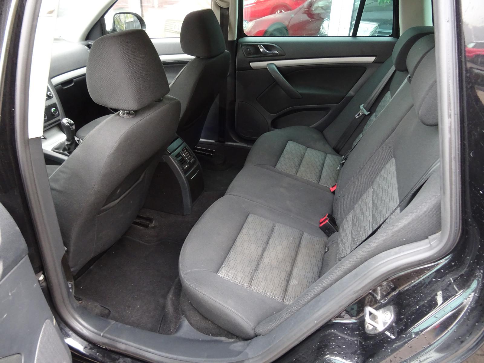 Skoda Octavia 2012 — photo 11