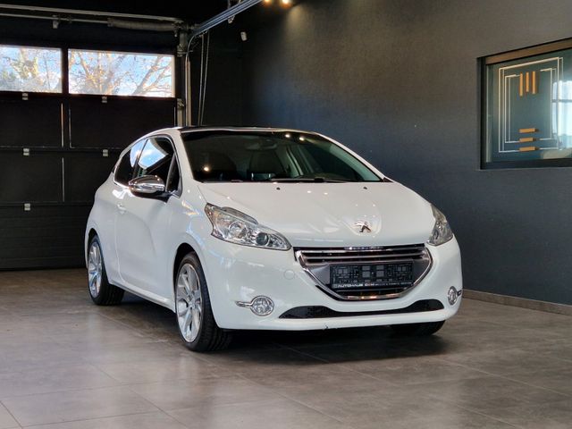 Peugeot 208 Allure*Panorama*Navi*Vollleder*Klimaauto*