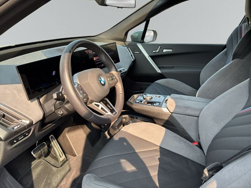 BMW iX xDrive45 M Sportpaket INNOPAKET.AHK.H&K HiFi foto 8