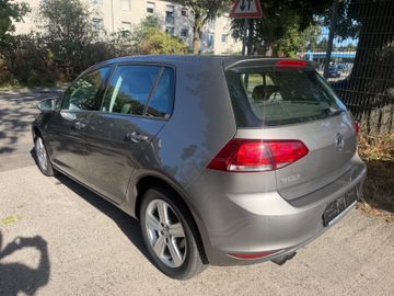 Volkswagen Golf - 4