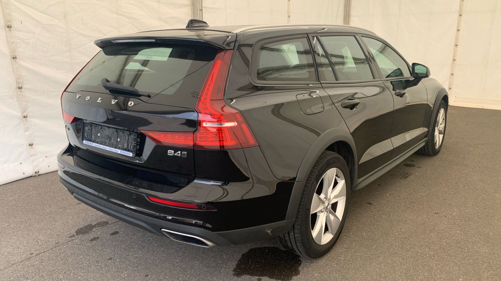 Volvo V60 Cross Country 2.0 B4 D AWD Pano ACC Navi imagem 3