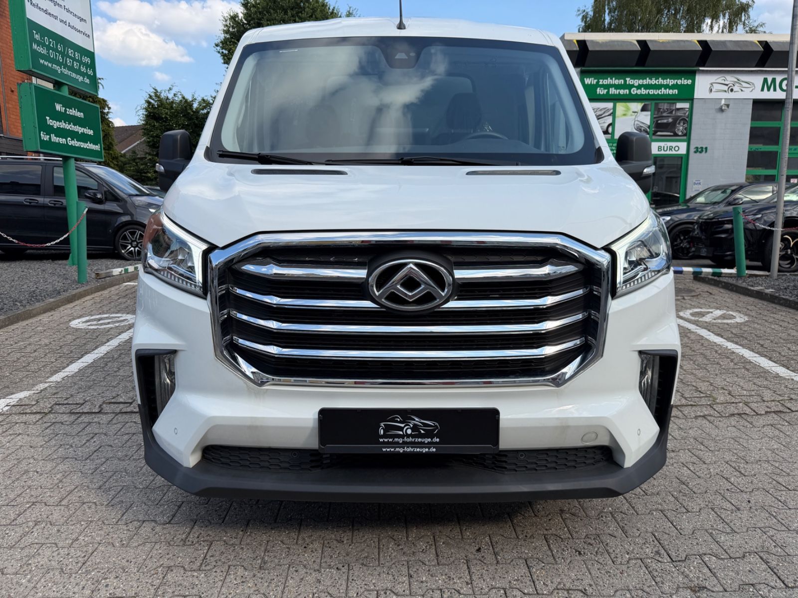 Fahrzeugabbildung Maxus DELIVER9 DREISEITENKIPPER L4 LUXURY LED NEUWAGEN
