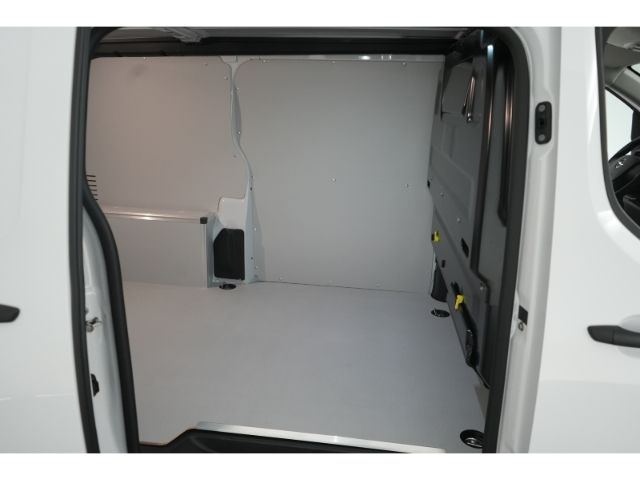 Vivaro Electric e C CARGO M 50kWH+PARKPILOT+SCHI