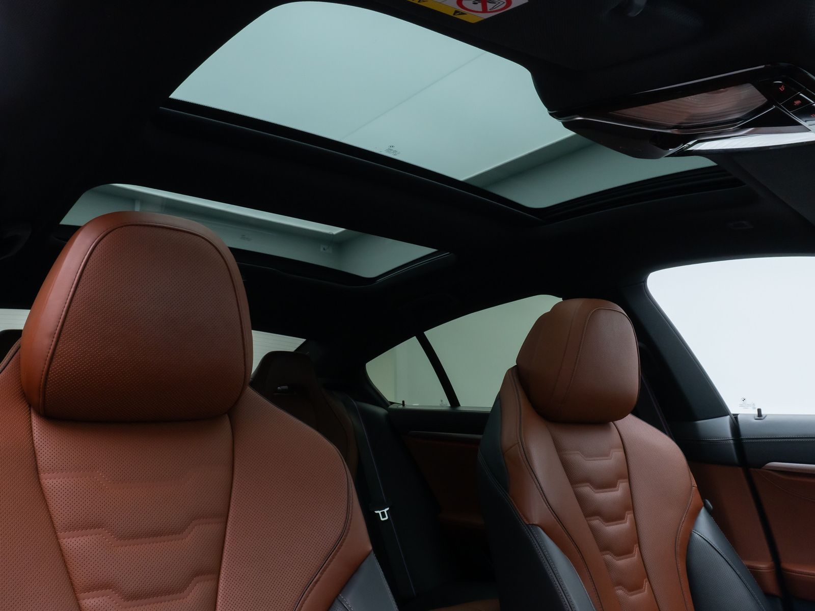 Fahrzeugabbildung BMW M850i xD Gran Coupé Panorama 360°HUD H/K SoftCL