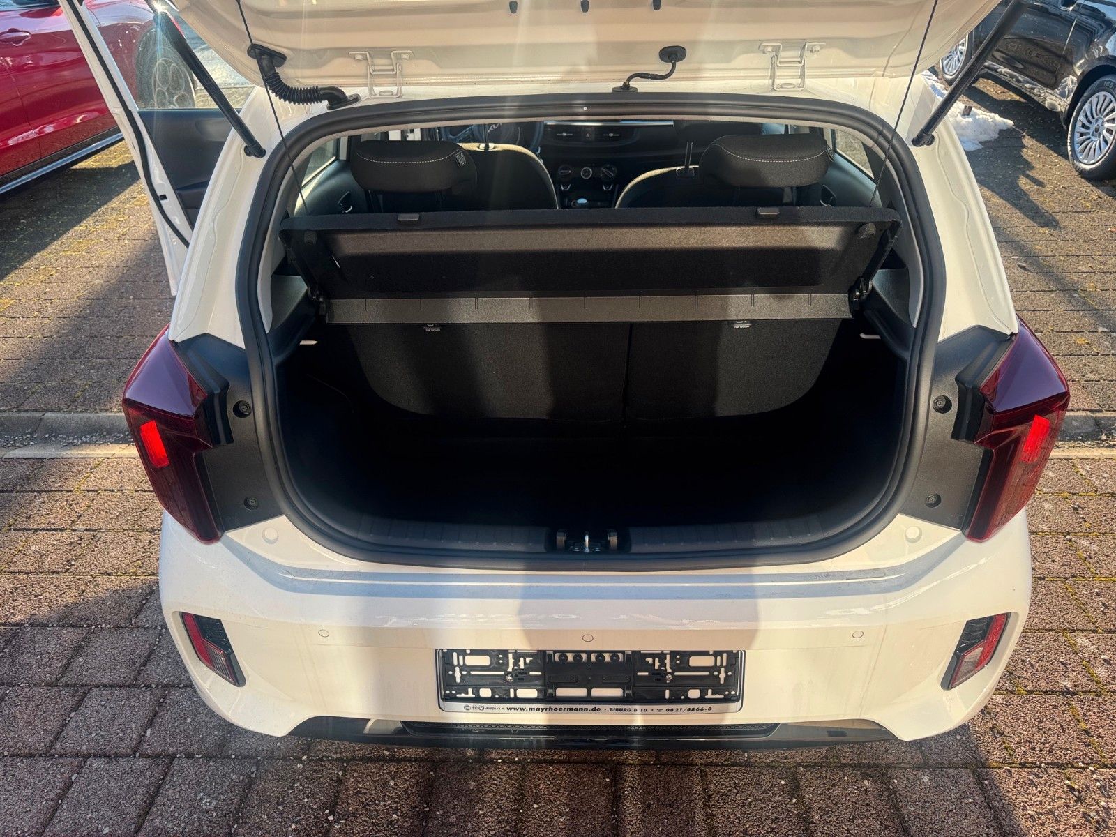 Fahrzeugabbildung Kia Picanto Navi PDC Kamera KLIMA Spurhalteassi