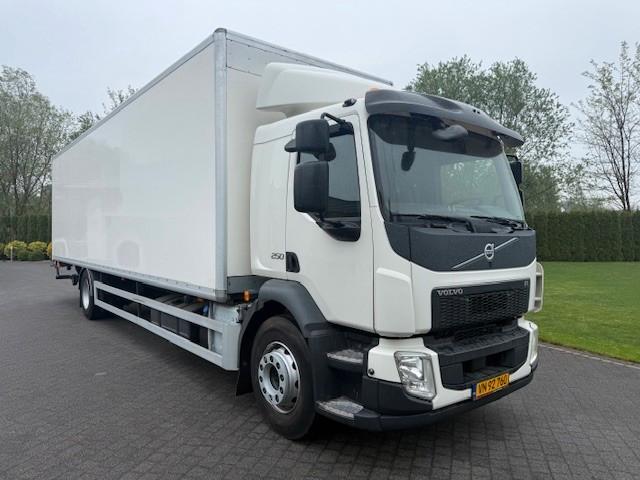 Volvo FL 250 Koffer 24paletten E6