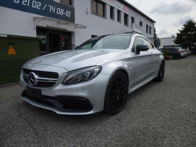 Mercedes-Benz C 63 AMG, 98 dB, 600 PS