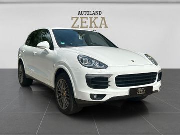 Porsche Cayenne - 1