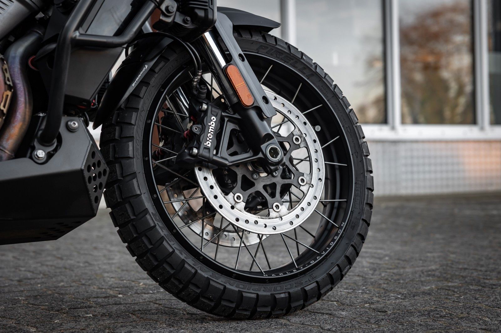 Fahrzeugabbildung Harley-Davidson RA1250S Pan America Special - JEKILL & HYDE -