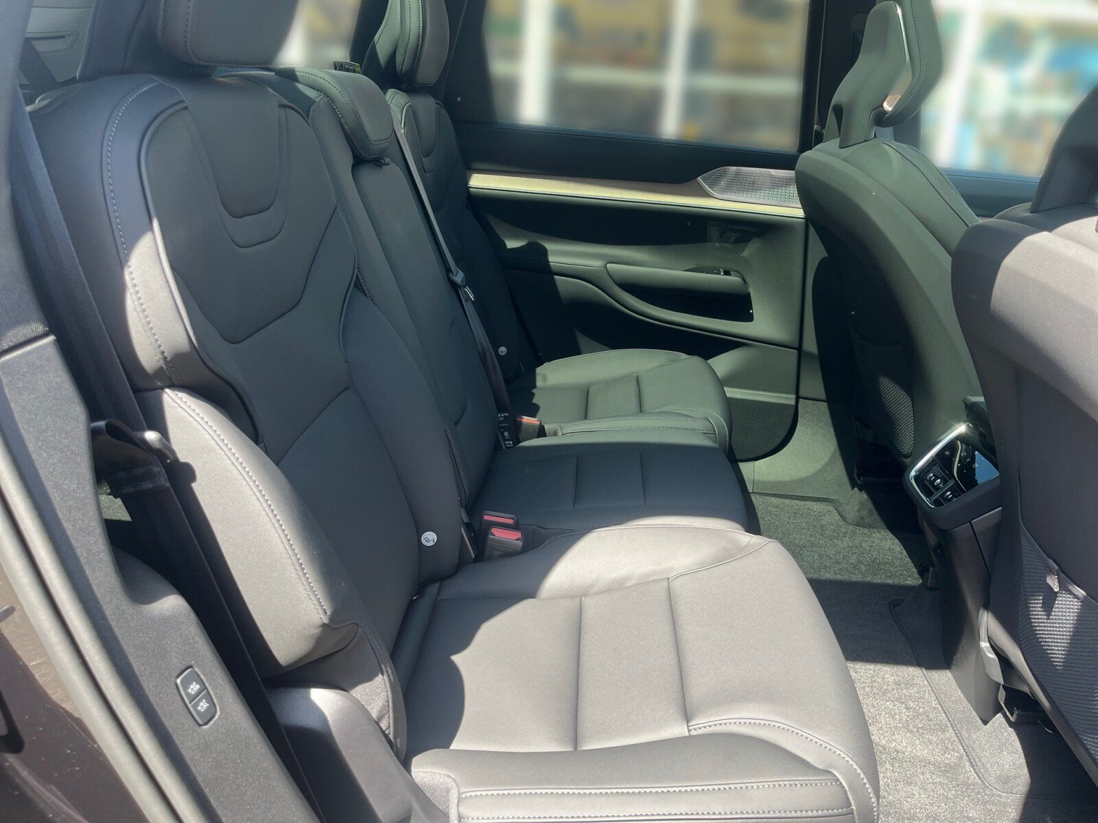 Volvo EX90 - Bild 16
