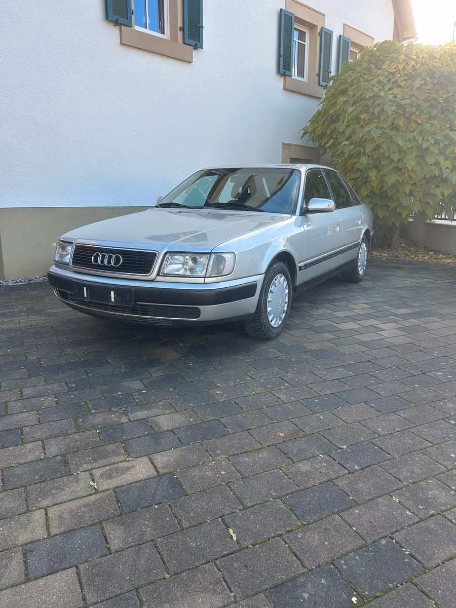 Audi 100