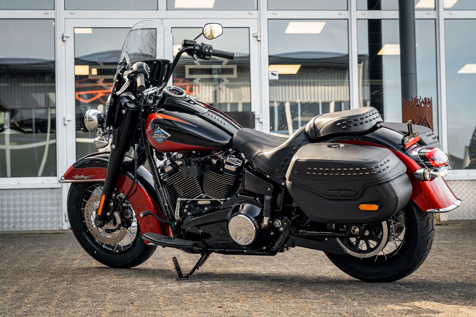 Fahrzeugabbildung Harley-Davidson HERITAGE CLASSIC FLHC 117 MY25 - Kurzfristig ver