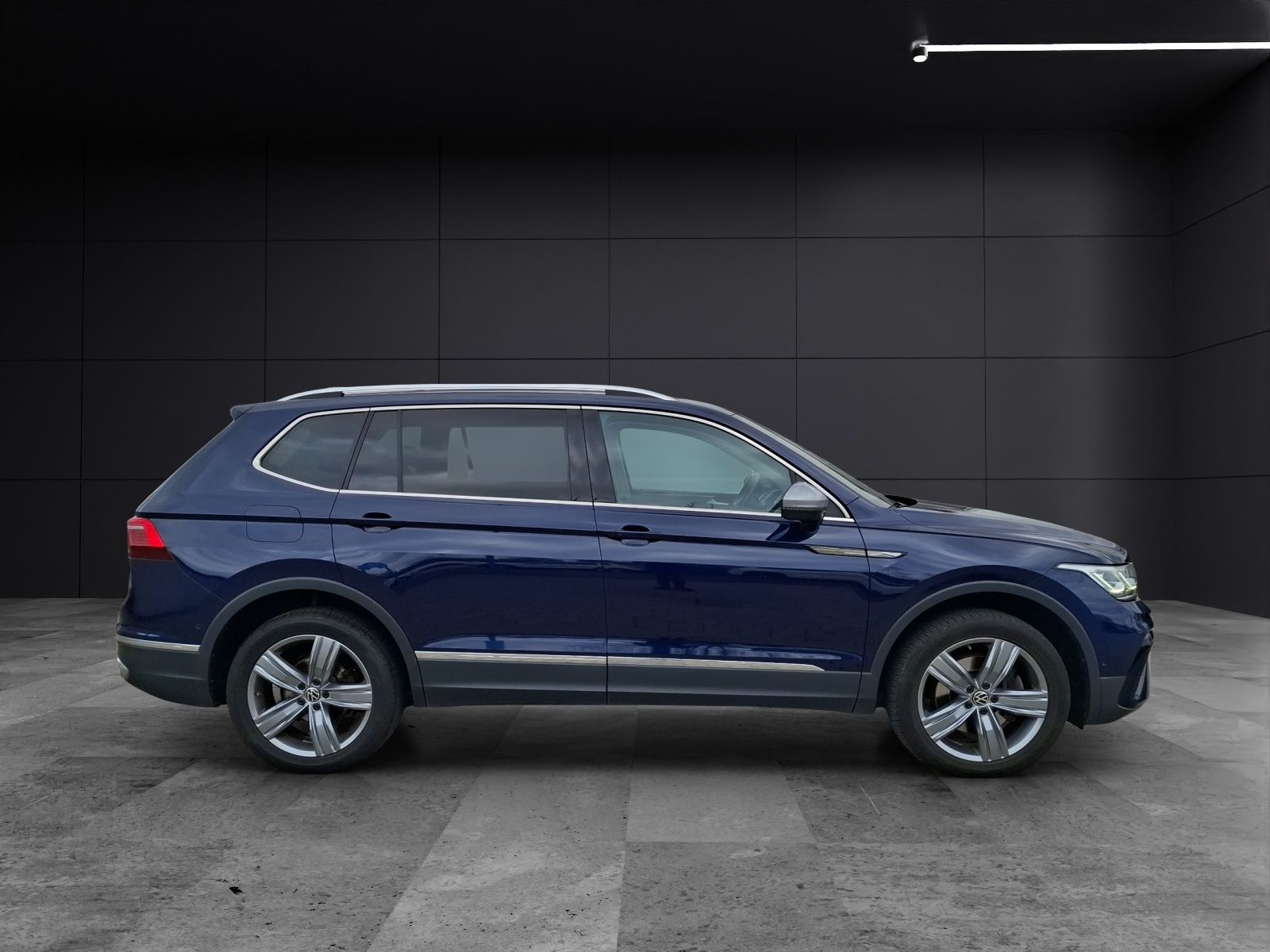 Fahrzeugabbildung Volkswagen Tiguan Allspace TDI Elegance DSG 4M Standhzg. Ma