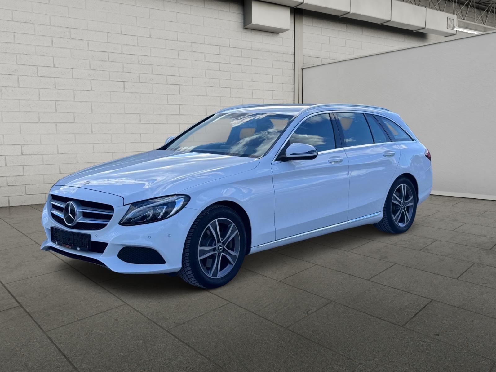 Mercedes-Benz C 300 T-Modell+2.Hand+S-Heft+Navi+R.Kamera+AHK+