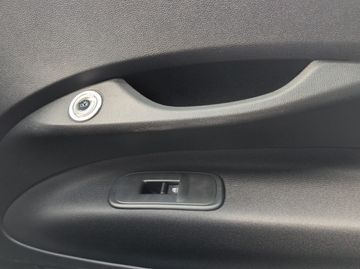 Fiat 500e Red 42kw Kam.+KeyLess+SHZ+PDC+SoundSys+AUT