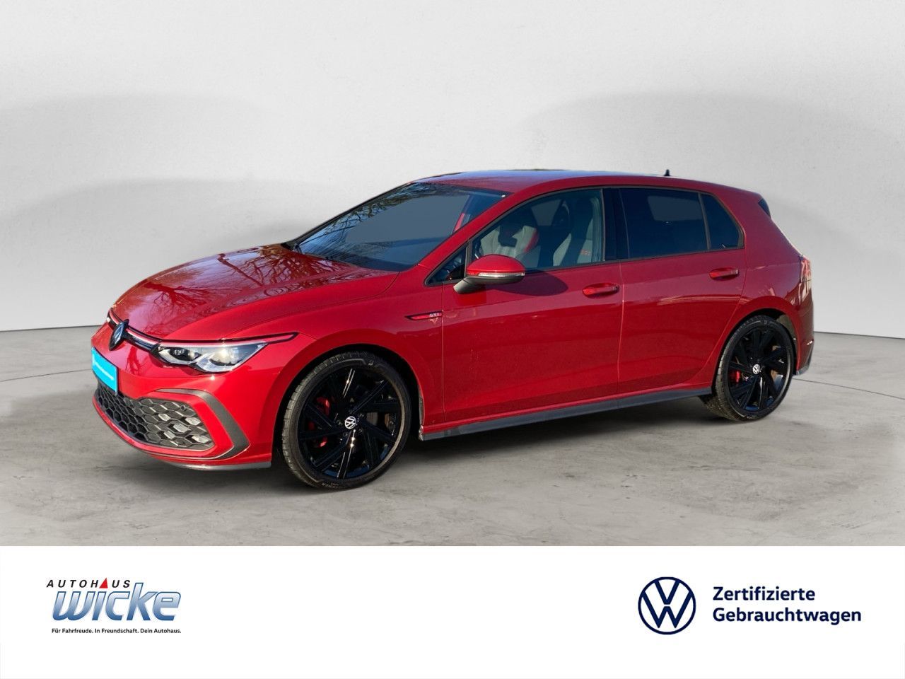 Volkswagen Golf 2.0 TSI GTI NAVI KLIMA LED LANE ASSIST foto 1