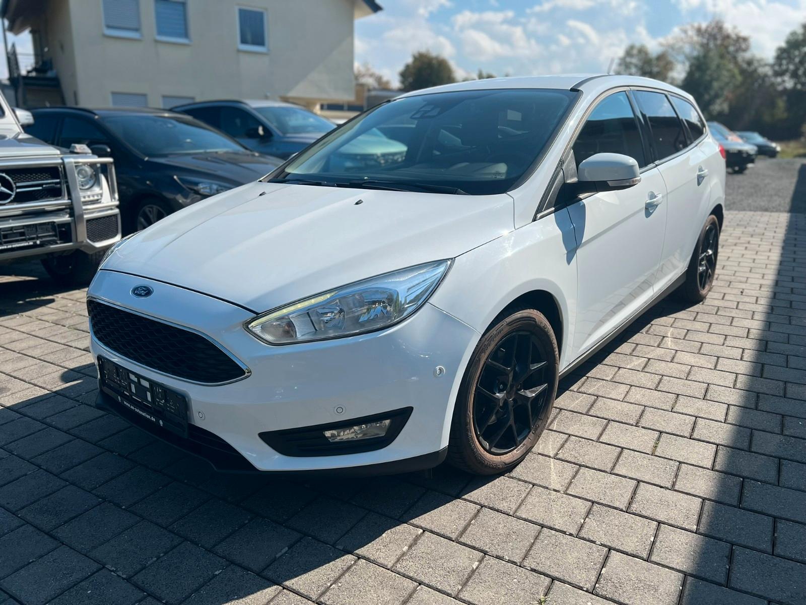 Ford Focus Turnier Business Design Paket 3 NAVI SHZ L
