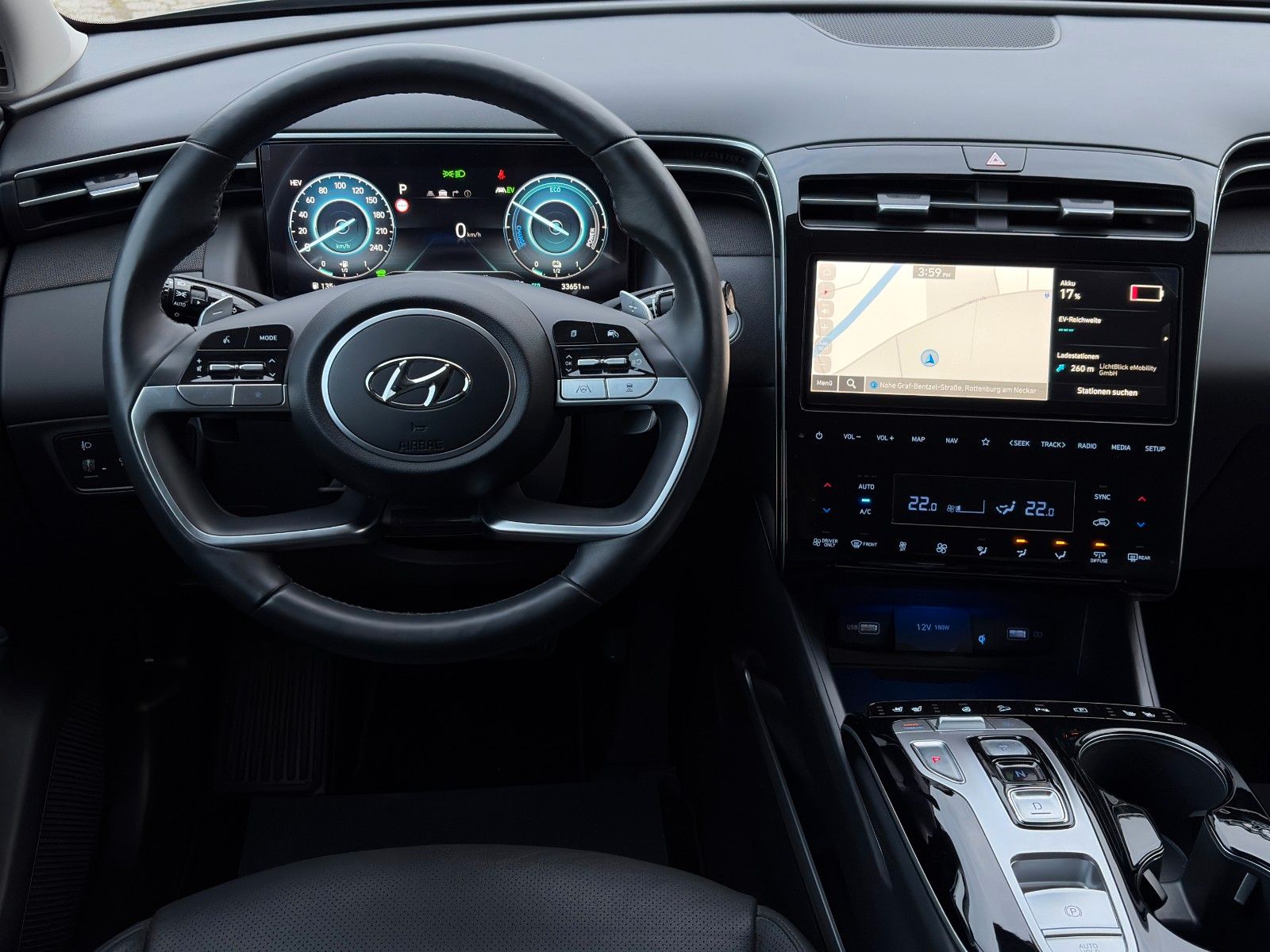 Fahrzeugabbildung Hyundai Tucson 1.6 T-GDI PHEV 4WD CarPlay 360° ACC SBL