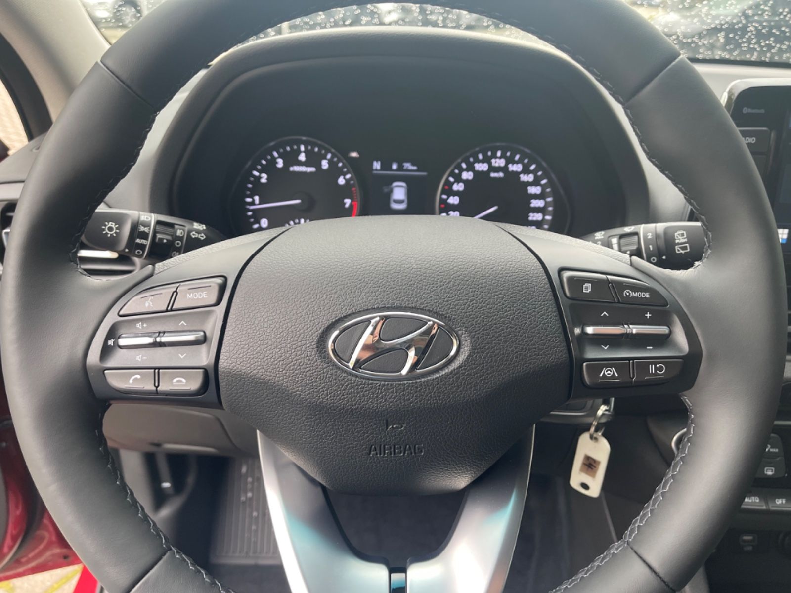 Fahrzeugabbildung Hyundai i30 1.5 T-GDI iMT 48V-Hybrid KLIMA SHZ RFK