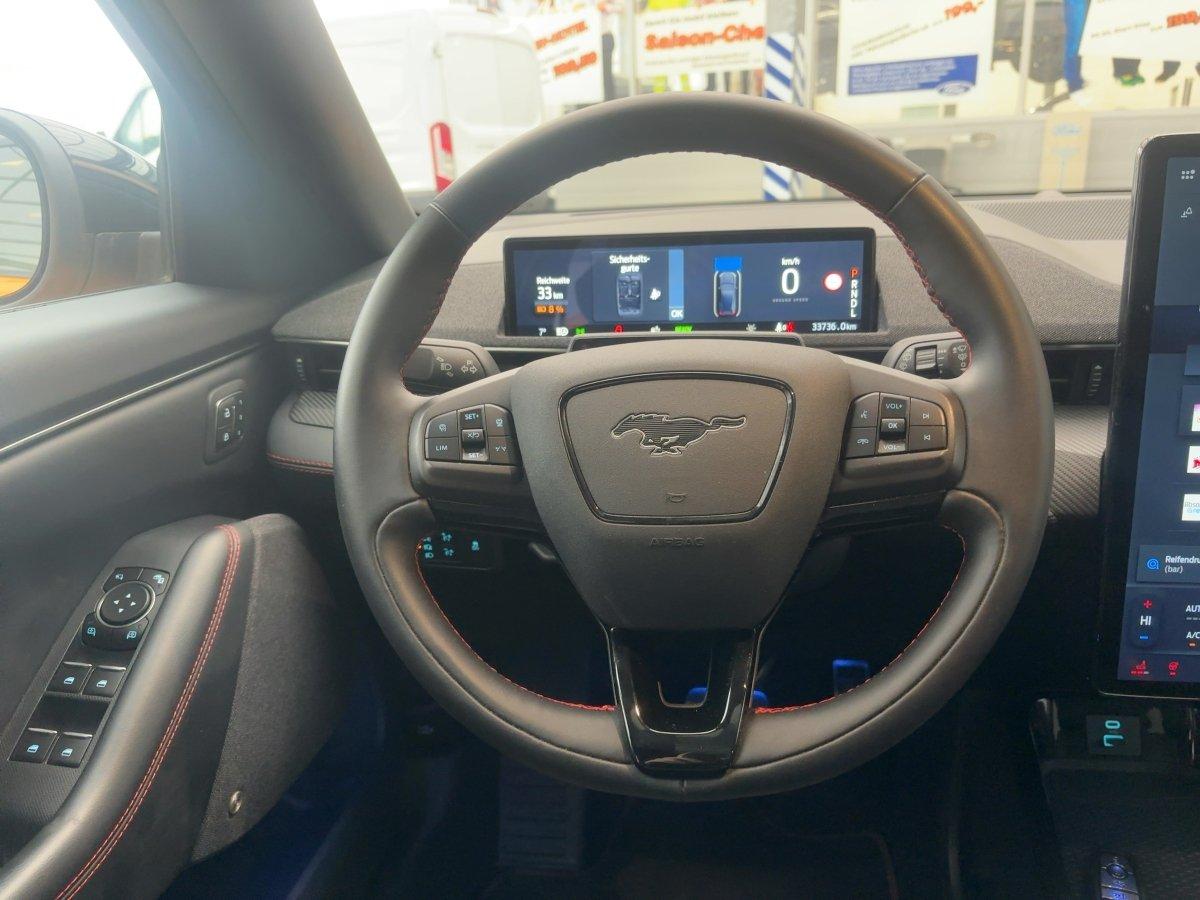 Ford Mustang Mach-E Ext. Range Premium AWD | Pano |AC