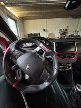 Peugeot 208 1.6 GTI *LEDER*NAVI*SHZ*TEMPO*JBL* - Peugeot 208: GTI
