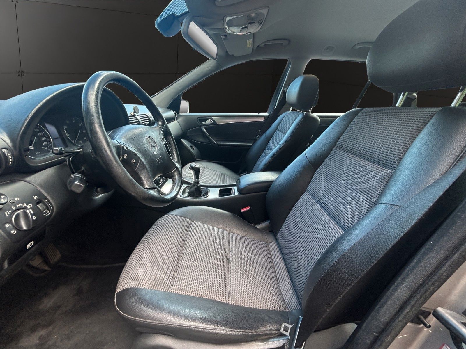Fahrzeugabbildung Mercedes-Benz C 180 Kompressor C T-Modell/Service Neu/Klima/