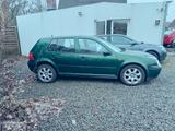 Volkswagen Golf 1.4, fahrbereit - Volkswagen Golf aus 1999: Golf4