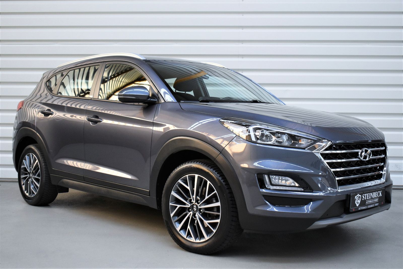 Hyundai Tucson 1.6 Advantage Automatik+LED+SHZ+LHZ+Tempo