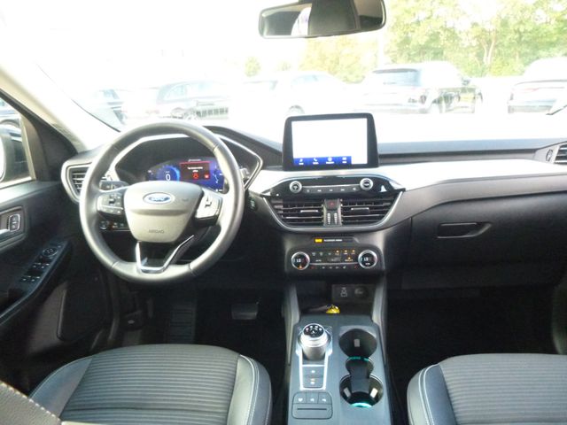 Fahrzeugabbildung Ford Kuga Titanium X 2.0 EcoBlue 4x4 >AUT/AHK/KAM/NAV