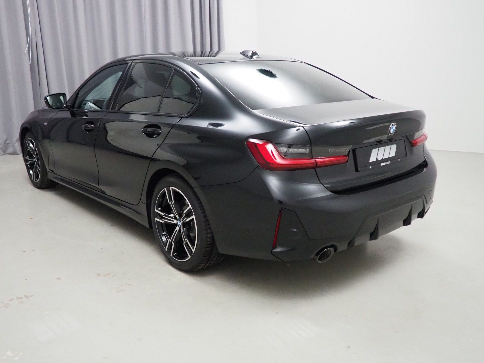 BMW 320D XDRIVE (M-Sport Navi LED Leder Shz PDC MFL imagem 3