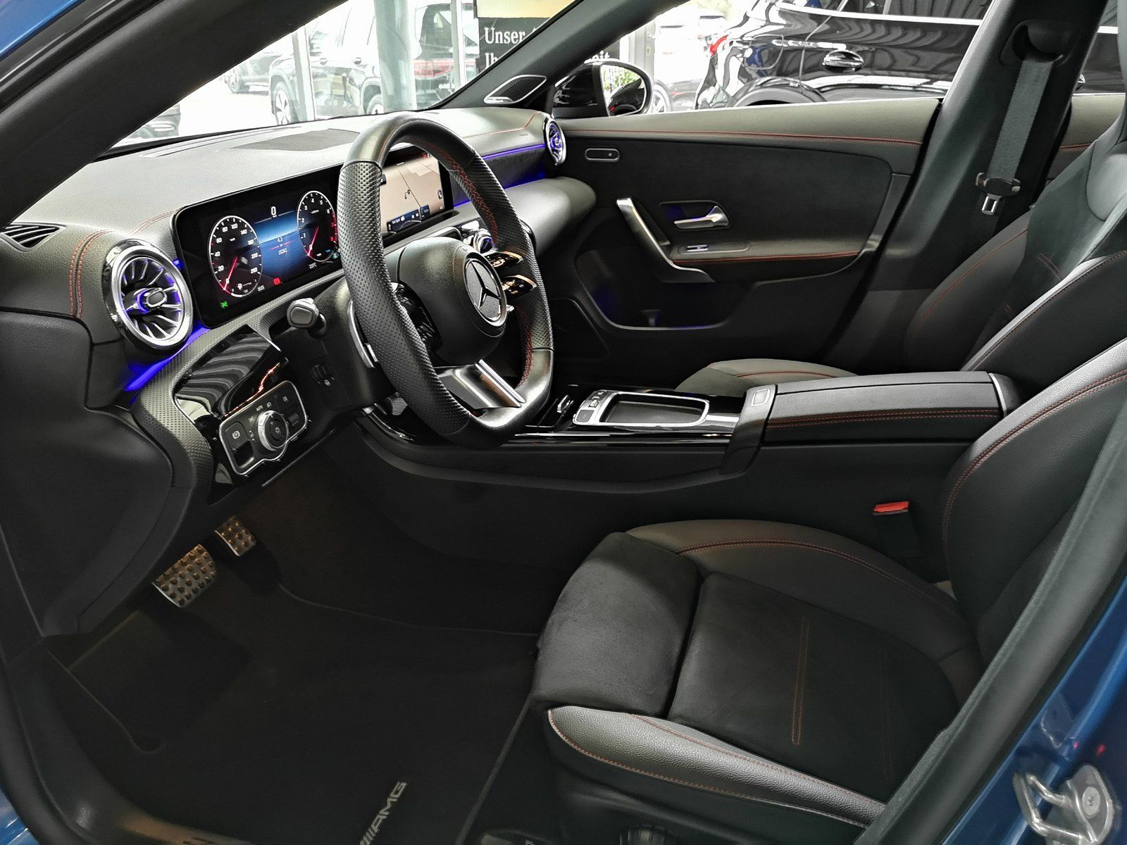 Mercedes-Benz CLA 200 Coupé AMG ADVANCED+BURMESTER+NIGHT+WINTE foto 11