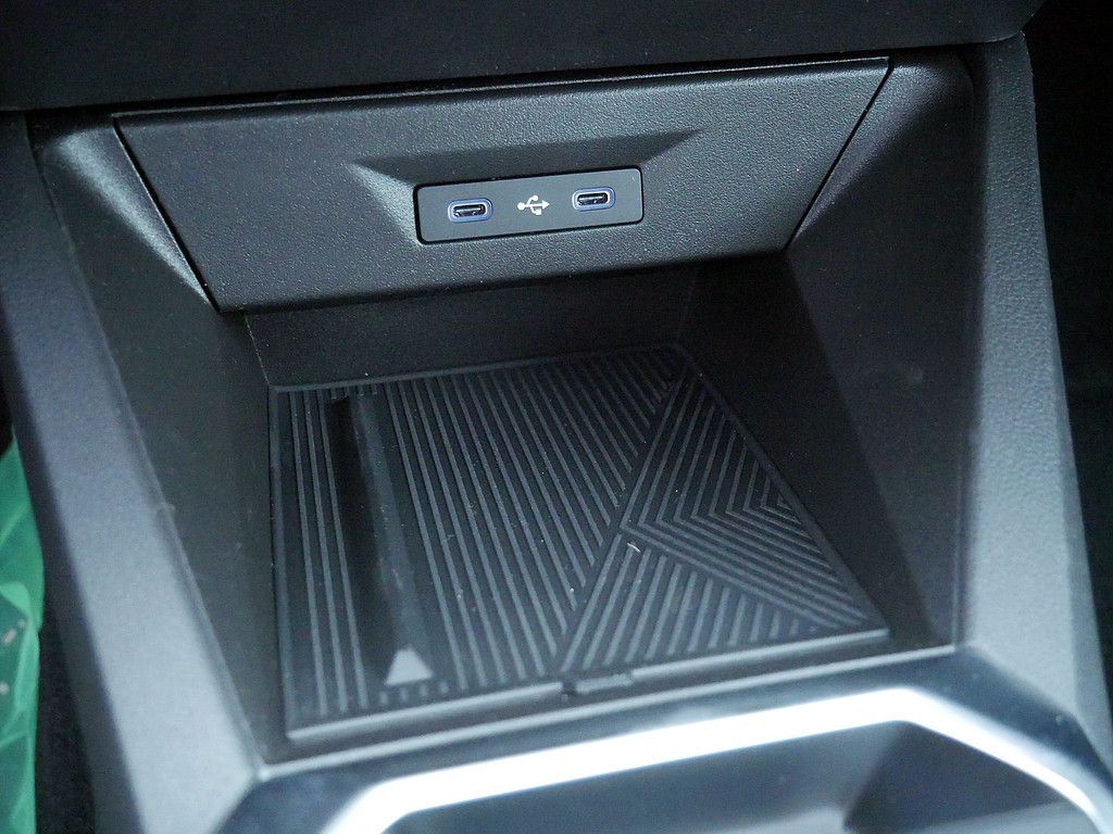 Fahrzeugabbildung Renault Clio Techno TCe 115