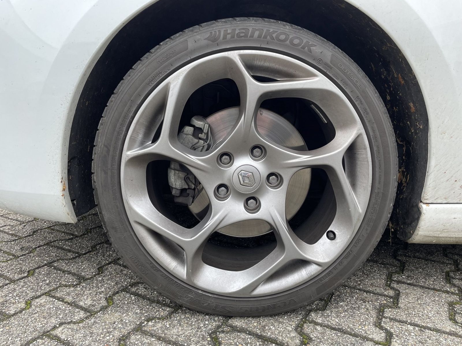 Fahrzeugabbildung Renault Megane Coupé-Cabriolet GT TCe