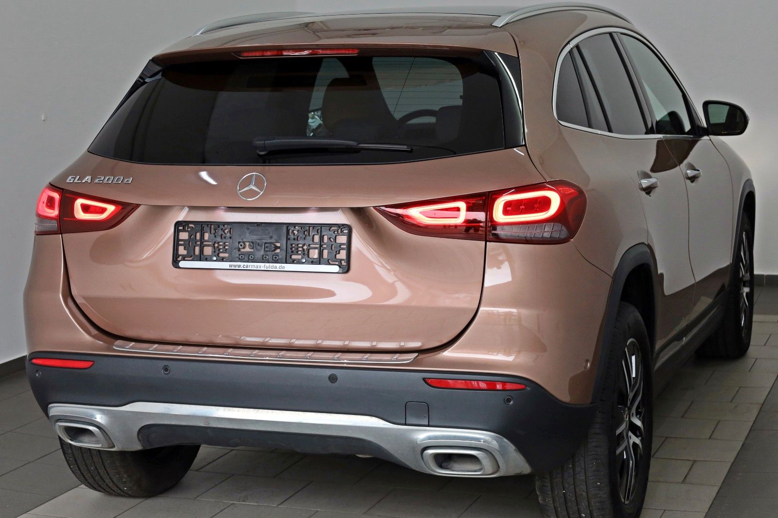 Fahrzeugabbildung Mercedes-Benz GLA 200 d Progressiv,T.Leder,Navi,LED,Kamera,SD