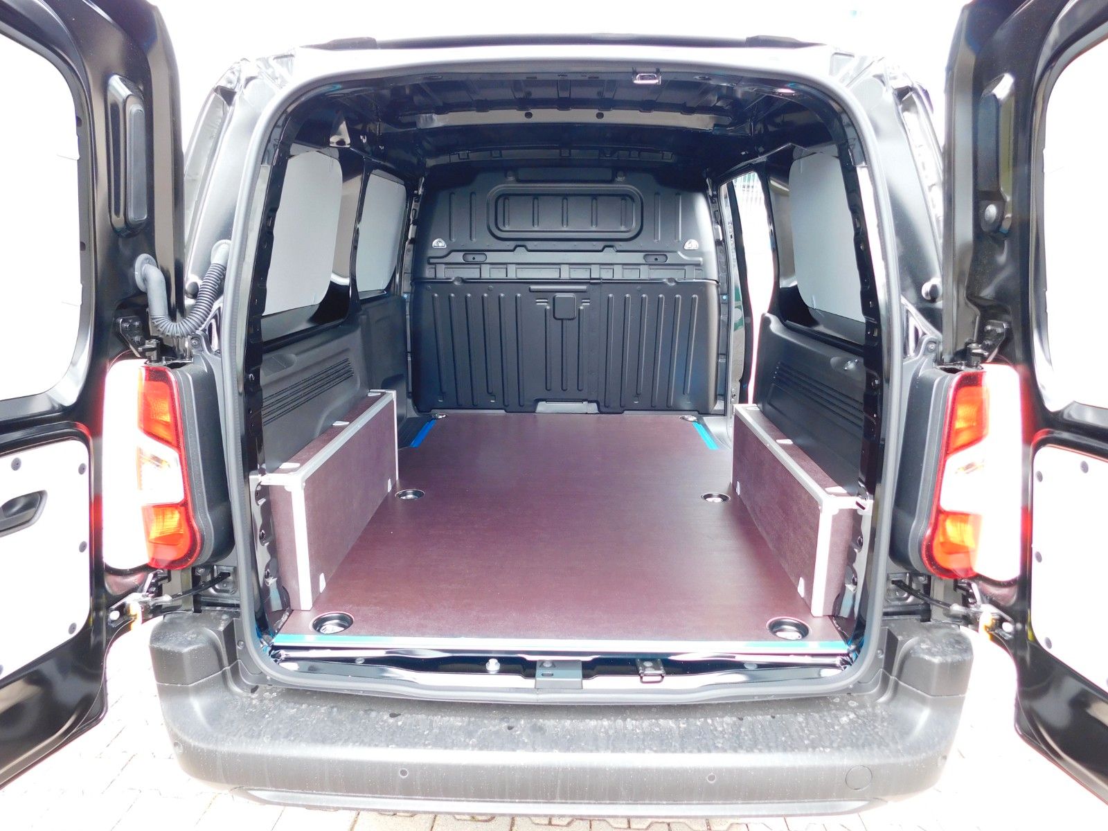 Fahrzeugabbildung Fiat Doblò KaWa XL 130 PS Diesel Laderaumpaket